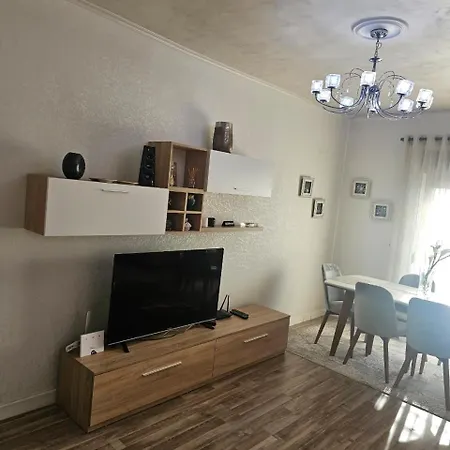 Oasis * Tirana